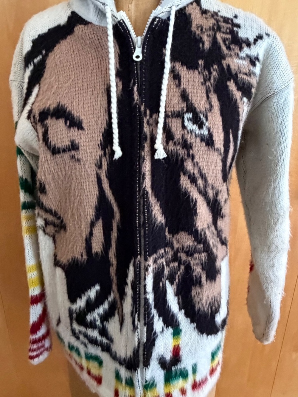 Unisex Vintage Bob Marley Rasta Hoodie Sweater - "Reggae Love!"